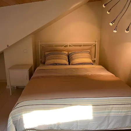 2 Miegamuju Kambariu Apartamentai Palangos Centre Su Vaiku Zaidimo Aikstele